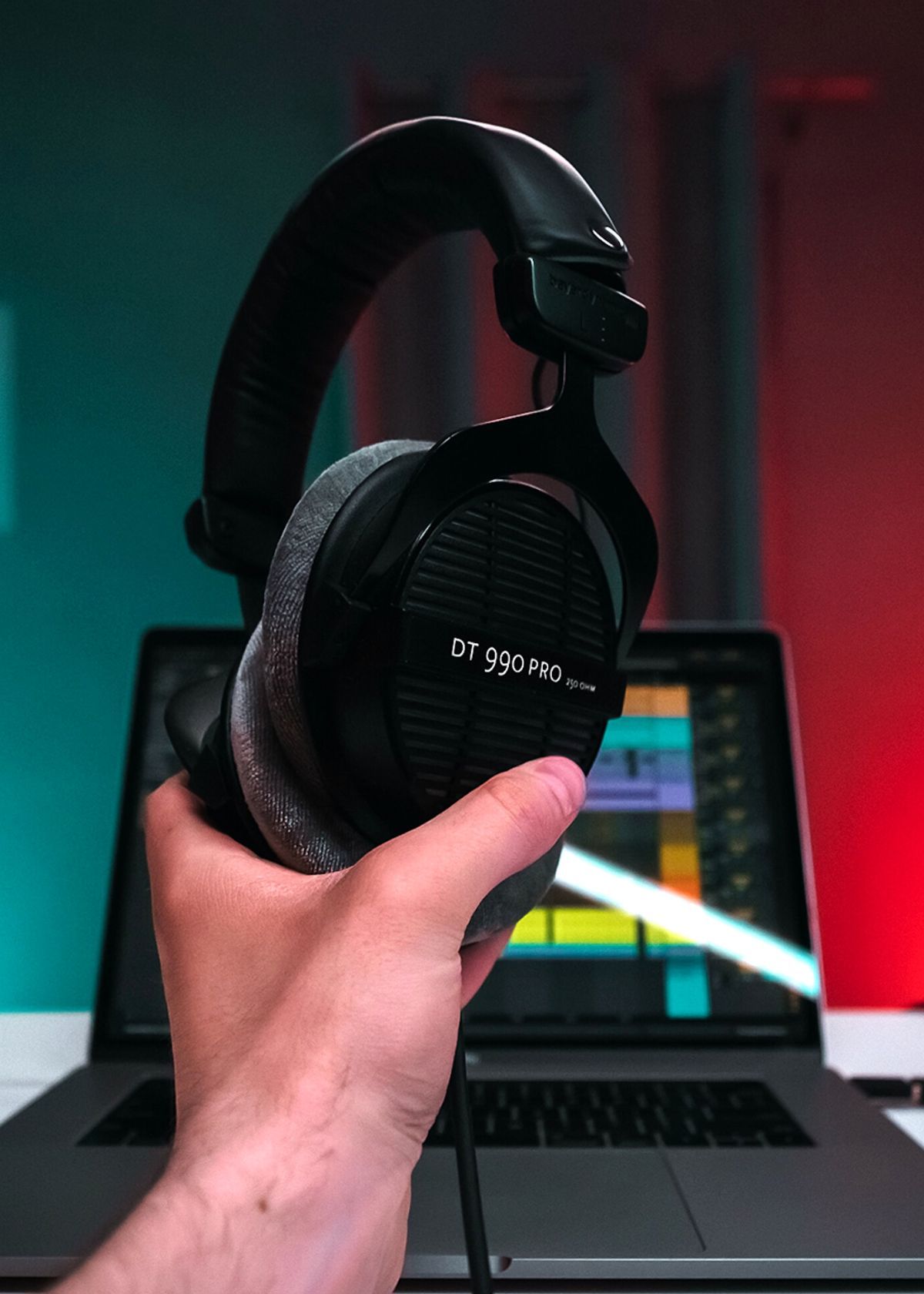 the-6-best-audiophile-headphones-for-gaming-2023