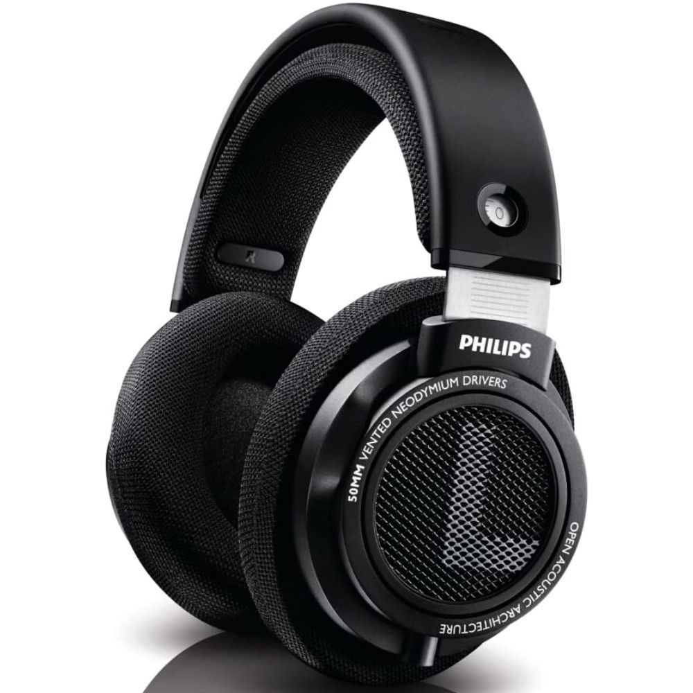 The 6 Best Audiophile Headphones For Gaming - 2023